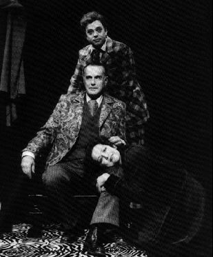 Grard Poirier (centre) with Henri Chass and Sylvie Drapeau in the 1996 production of Lulu at the Thtre du Nouveau Monde, directed by Denis Marleau