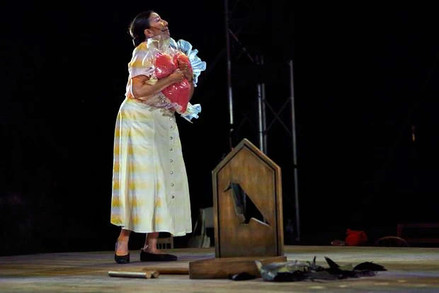 production photo for The Rez Sisters, with Tracey Nepinak as Philomena Moosetail, Stratford Festival, July 2021.